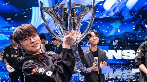 faker watches kda video|T1, Faker wins 5th Summoner’s Cup in 2024 LOL Worlds.